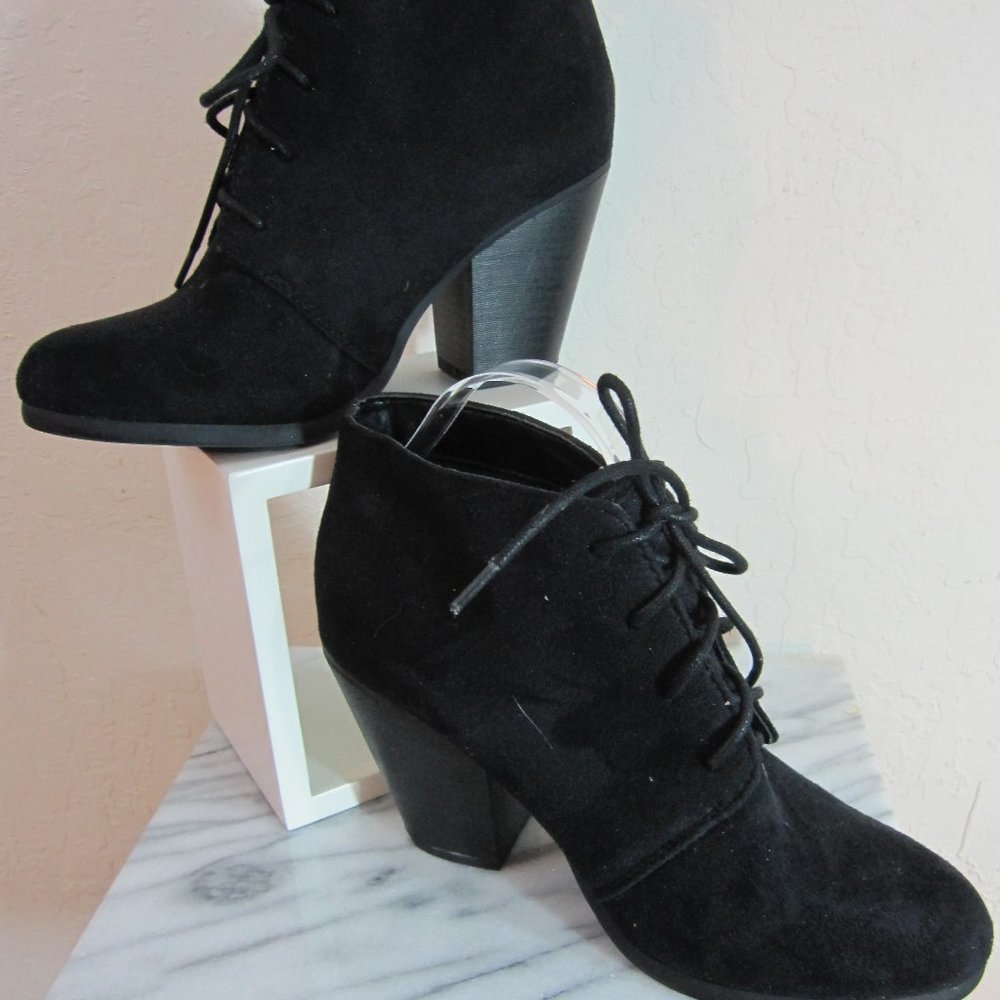 Black Lace up Boots by Soda, Size 9 - Picture 2 of 5